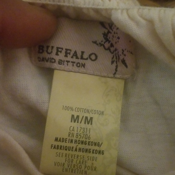 Halter top - Picture 2 of 3